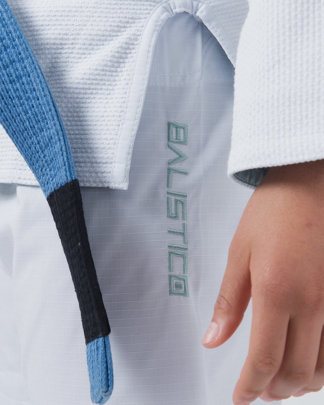 Balistico 4.0 Women's Jiu Jitsu Gi - White (2023 version)