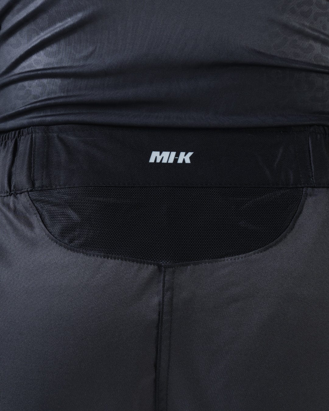MI-K Roots Onca Pintada Shorts
