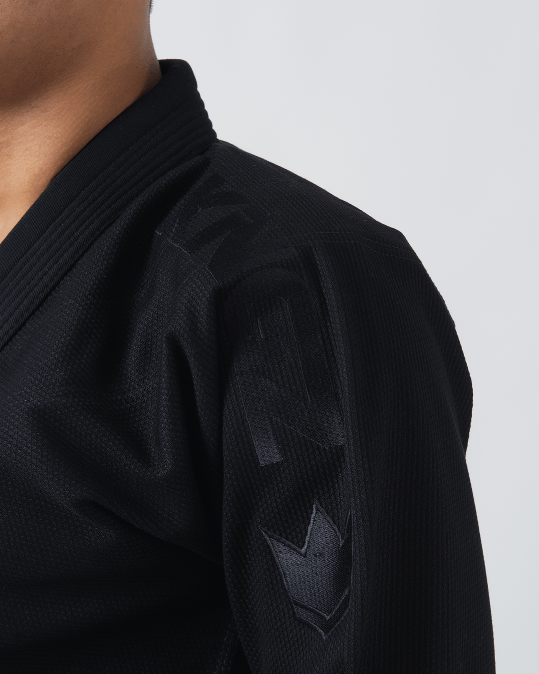 Comp 450 V6 Jiu Jitsu Gi - Black/Black